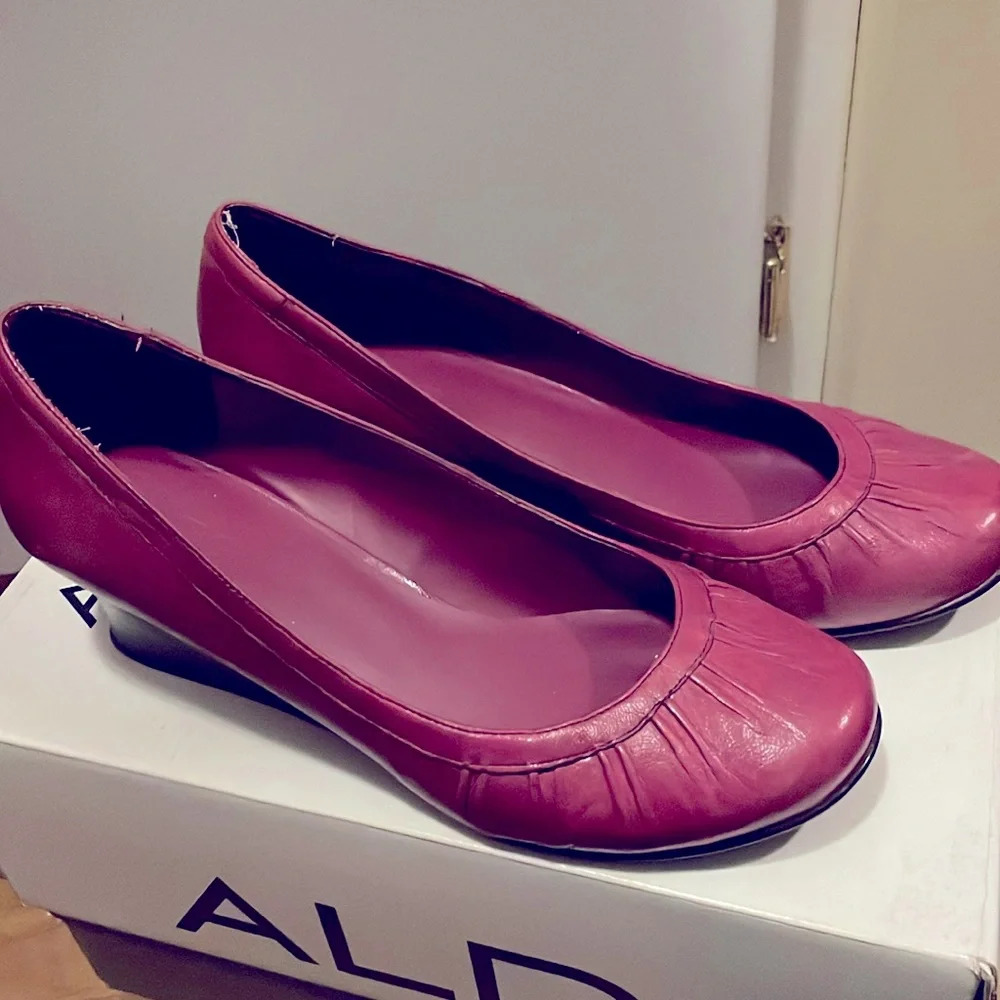 Beautiful leather pink  wedge heel